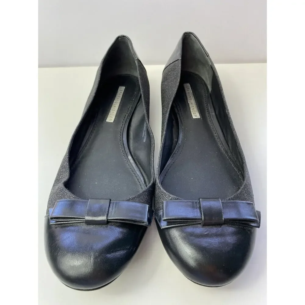 9 M Vera Wang Lavender Collection Label Black Shimmer Ballet Flats Leather